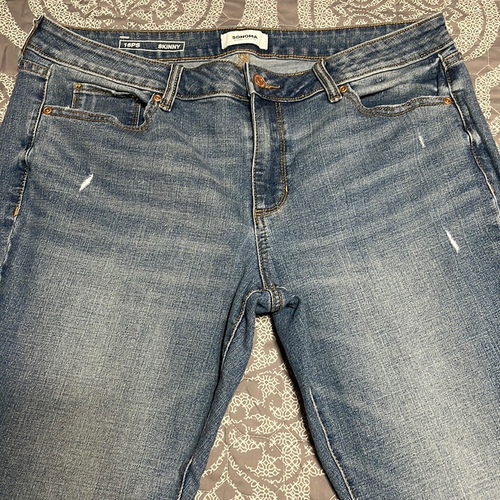 Sonoma skinny jeans